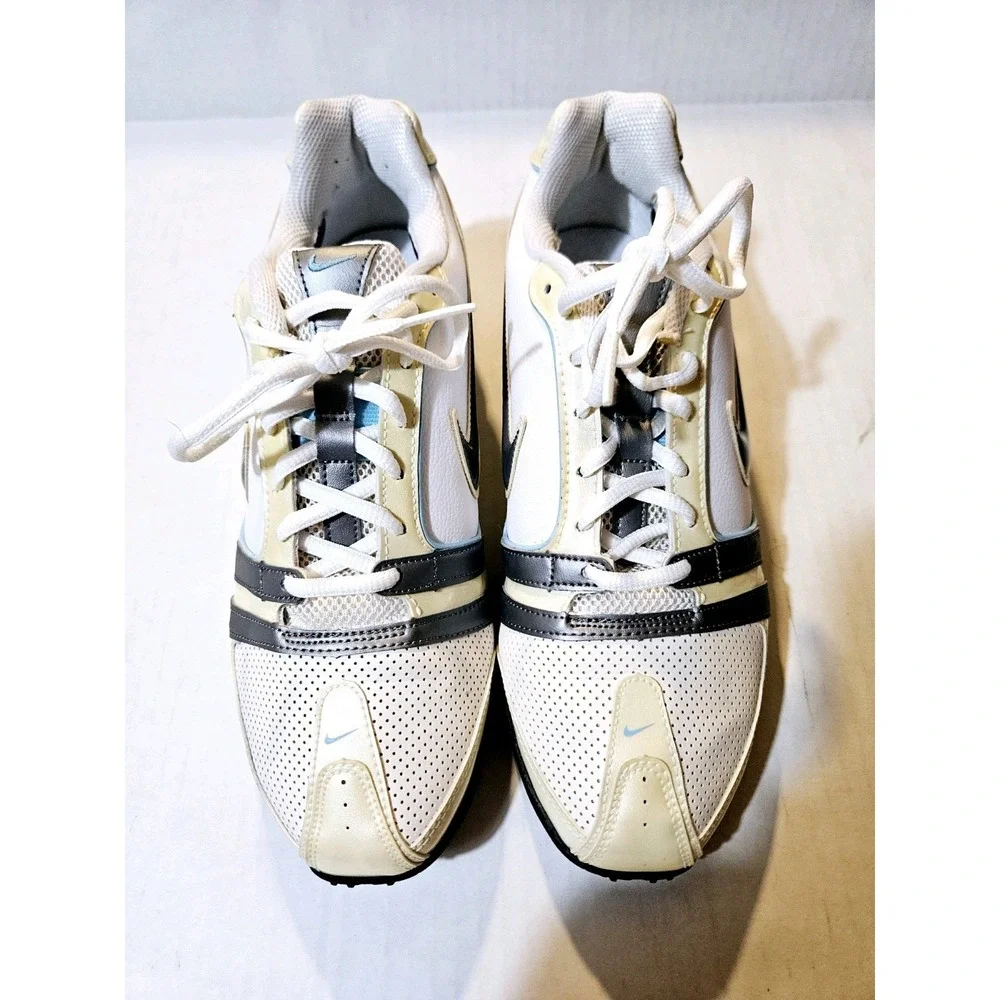 Nike Women's Air Strike Turf Shoes Size‎ 7